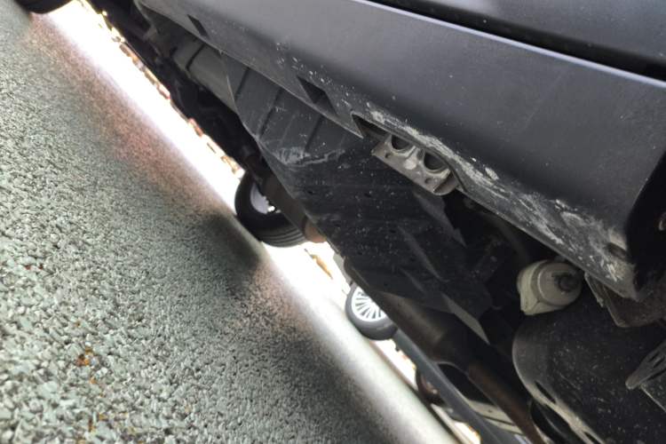 Used Dongfeng Aeolus AX7 2021 PRO 1.6T Automatic Glory Edition Left Side Sill