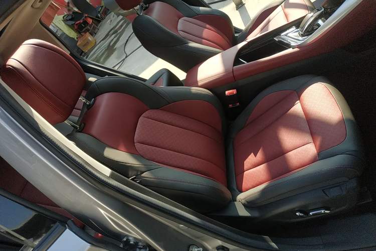 Used Dongfeng Aeolus AX7 2021 1.6T Automatic Zhiyue Edition Right Front Seat