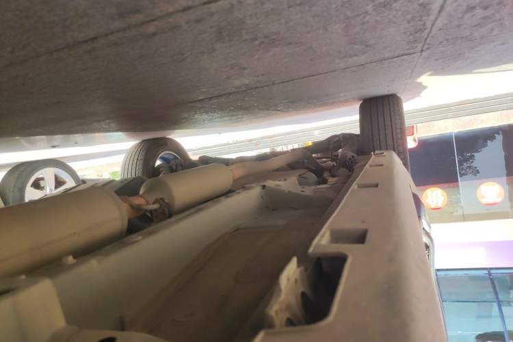 Used Dongfeng Aeolus AX7 2021 1.6T Automatic Zhiyue Edition Right Side Sill