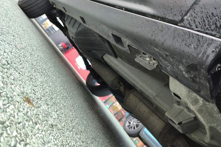 Used Dongfeng Aeolus AX7 2021 PRO 1.6T Automatic Glory Edition Right Side Sill