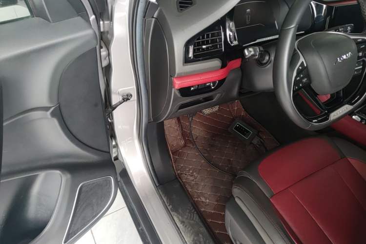 Used Dongfeng Aeolus AX7 2021 PRO 1.6T Automatic Smart Edition Driver Seat