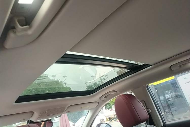 Used Dongfeng Aeolus AX7 2021 PRO 1.6T Automatic Smart Edition Headliner