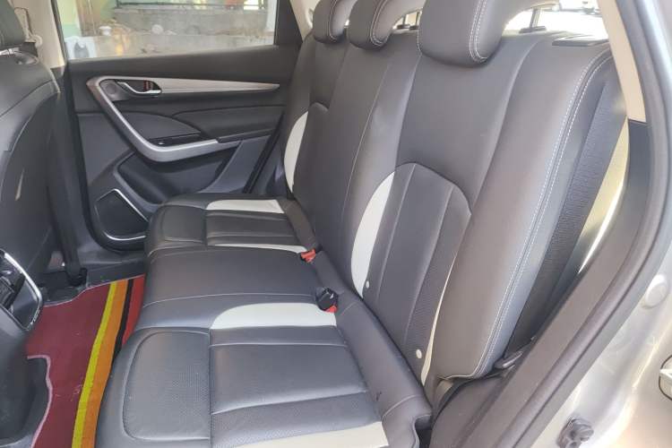 Used Dongfeng Aeolus AX7 2021 PRO 1.6T Automatic Jullang Edition Left Rear Seat