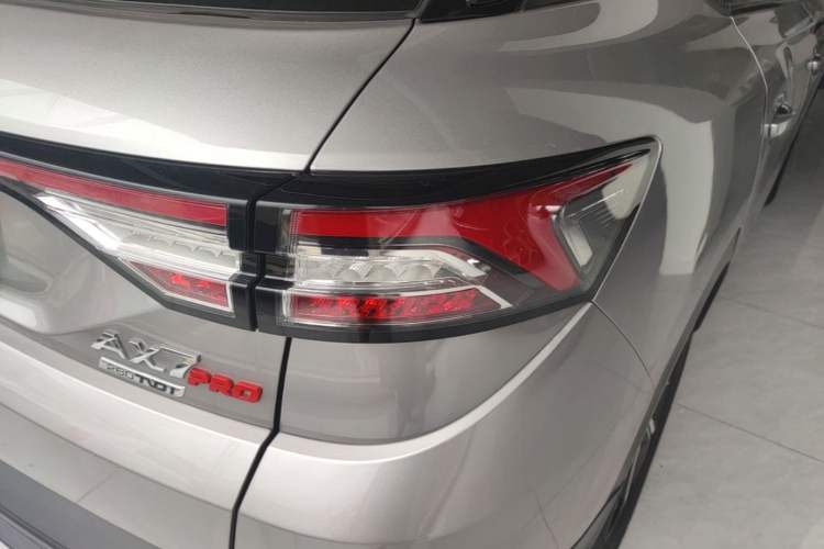 Used Dongfeng Aeolus AX7 2021 PRO 1.6T Automatic Smart Edition Right Rear Taillight