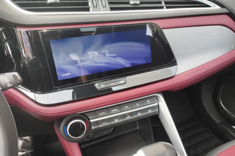 Used Dongfeng Aeolus AX7 2021 PRO 1.6T Automatic Smart Edition Audio And AC Panel