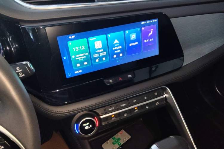 Used Dongfeng Aeolus AX7 2021 PRO 1.6T Automatic Jullang Edition Audio And AC Panel