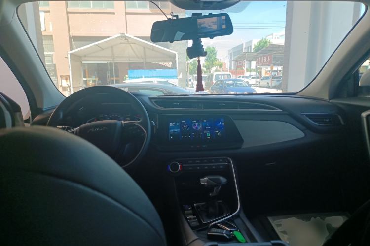 Used Dongfeng Aeolus AX7 2021 1.6T Automatic Zhiyue Edition Center Console