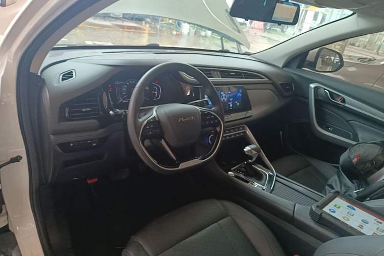 Used Dongfeng Aeolus AX7 2021 1.6T Automatic Zhiyue Edition Center Console