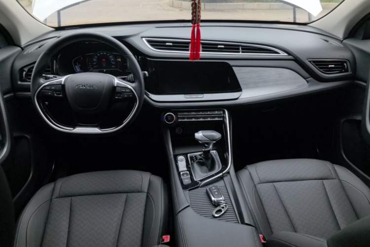 Used Dongfeng Aeolus AX7 2021 1.6T Automatic Zhiyue Edition Center Console