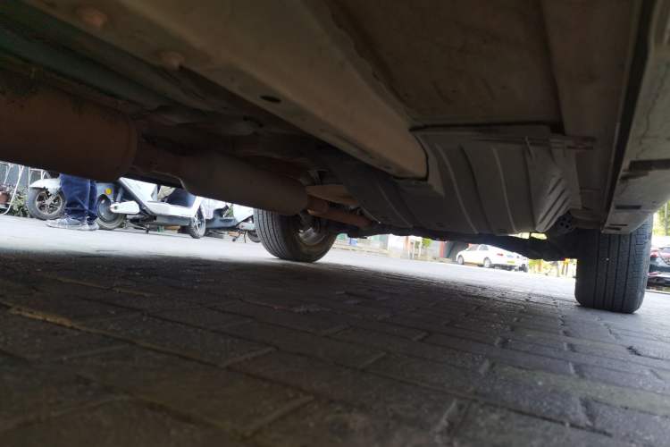 Used Dongfeng Aeolus AX7 2021 1.5T Manual ZhiXiang Edition Chassis Front Left