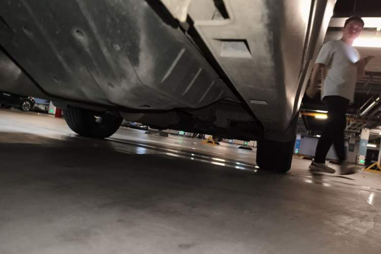 Used Dongfeng Aeolus AX7 2021 PRO 1.6T Automatic Glory Edition Chassis Rear Right