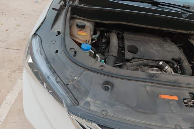 Used Dongfeng Aeolus AX7 2021 1.6T Automatic Zhiyue Edition Engine Bay Right