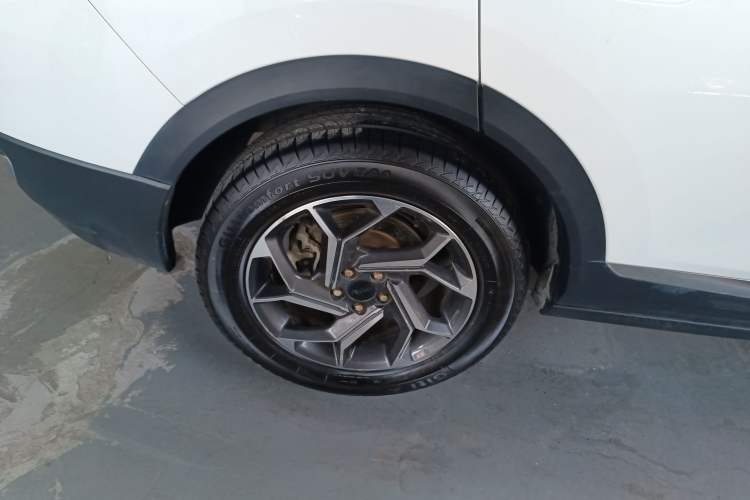 Used Dongfeng Aeolus AX7 2021 1.6T Automatic Zhiyue Edition Exterior 8