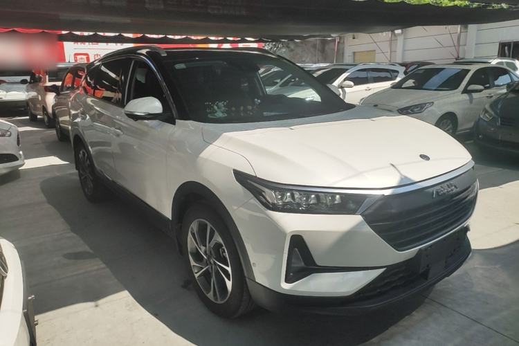 Used Dongfeng Aeolus AX7 2021 PRO 1.6T Automatic Glory Edition Front Right 45 Deg