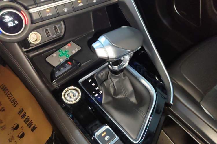 Used Dongfeng Aeolus AX7 2021 PRO 1.6T Automatic Jullang Edition Gear Lever