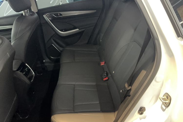 Used Dongfeng Aeolus AX7 2021 1.5T Manual ZhiXiang Edition Interior 1