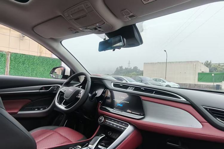Used Dongfeng Aeolus AX7 2021 PRO 1.6T Automatic Glory Edition Interior 2