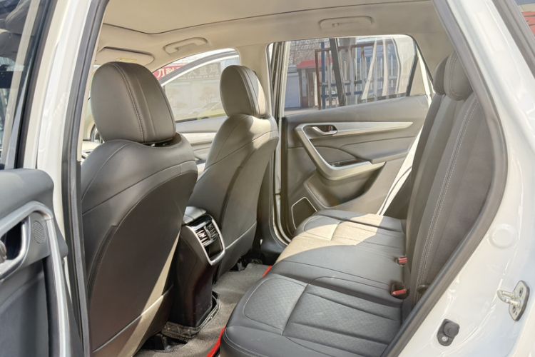 Used Dongfeng Aeolus AX7 2021 1.6T Automatic Zhiyue Edition Interior 6