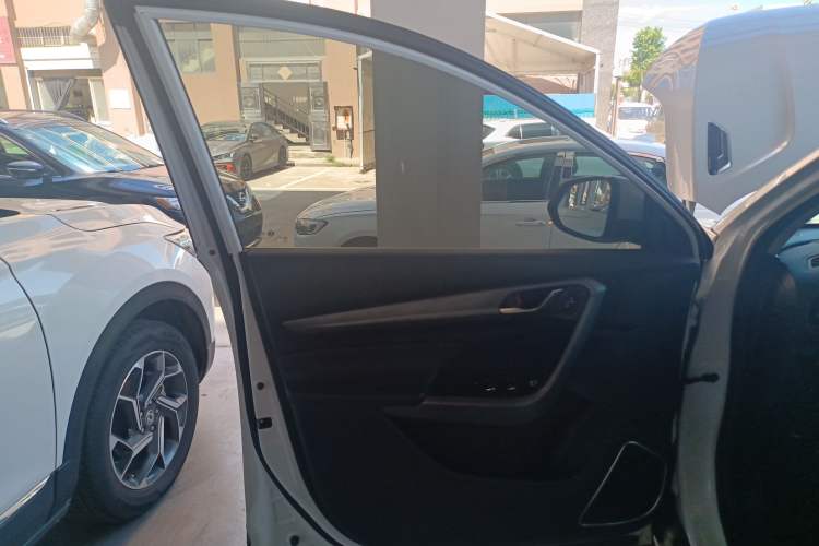 Used Dongfeng Aeolus AX7 2021 1.6T Automatic Zhiyue Edition Left Front Door Interior