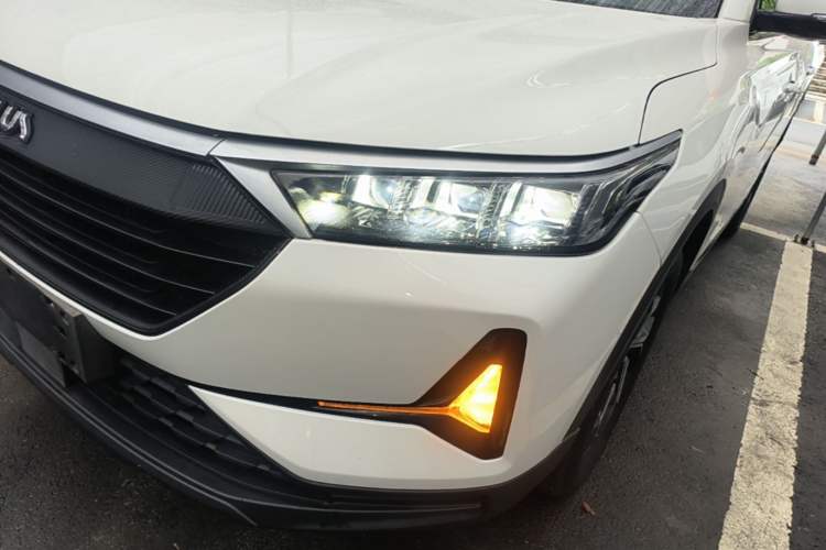 Used Dongfeng Aeolus AX7 2021 PRO 1.6T Automatic Smart Edition Left Front Headlight