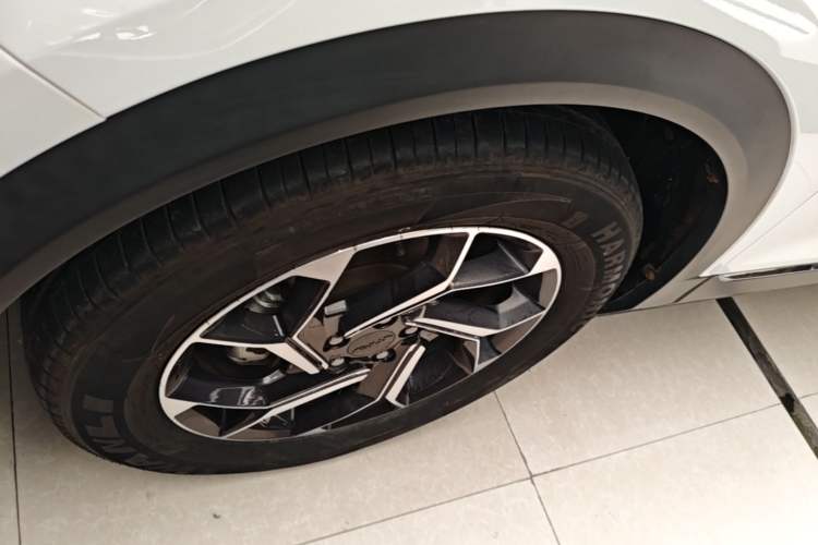 Used Dongfeng Aeolus AX7 2021 PRO 1.6T Automatic Intelligent Driving Edition Left Front Wheel Hub