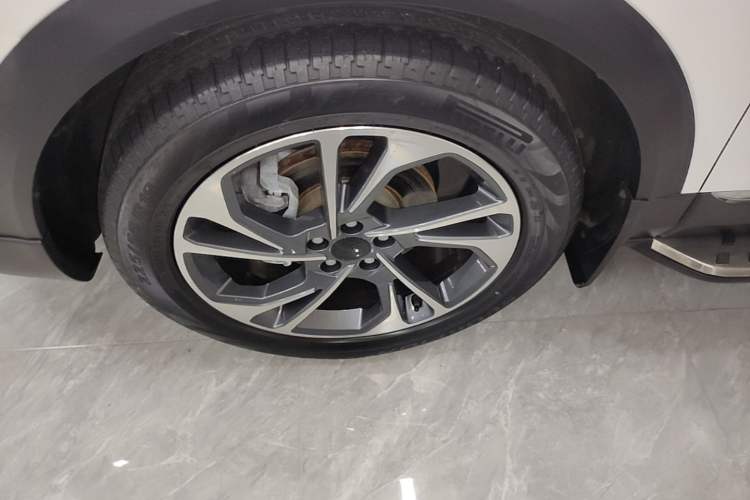 Used Dongfeng Aeolus AX7 2021 PRO 1.6T Automatic Glory Edition Left Front Wheel Hub