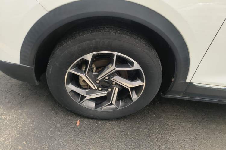 Used Dongfeng Aeolus AX7 2021 PRO 1.6T Automatic Smart Edition Left Front Wheel Hub