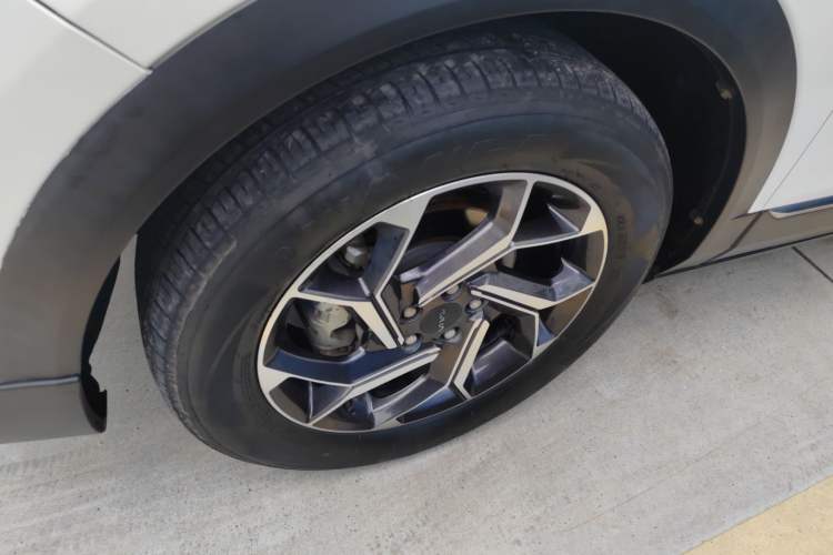 Used Dongfeng Aeolus AX7 2021 PRO 1.6T Automatic Intelligent Driving Edition Left Front Wheel Hub