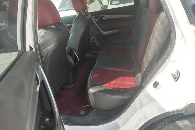 Used Dongfeng Aeolus AX7 2021 PRO 1.6T Automatic Glory Edition Left Rear Seat