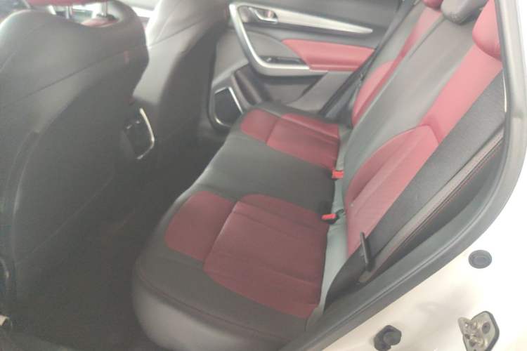 Used Dongfeng Aeolus AX7 2021 PRO 1.6T Automatic Intelligent Driving Edition Left Rear Seat