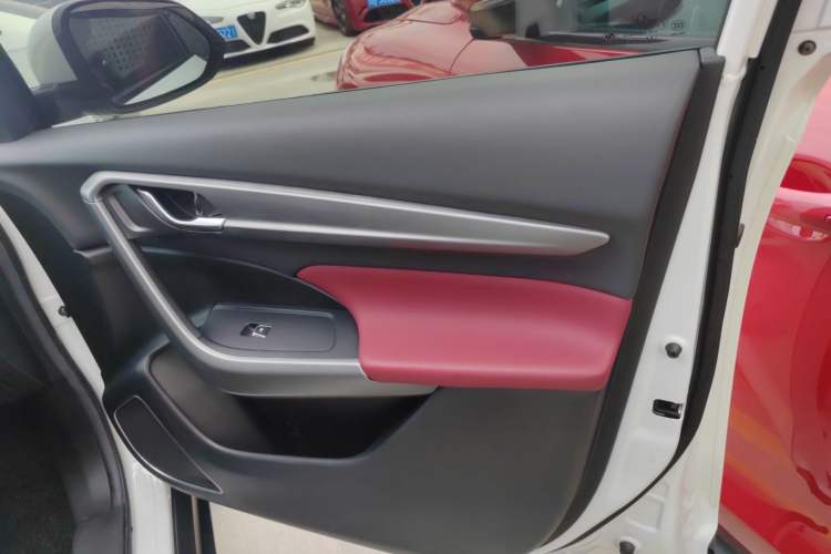 Used Dongfeng Aeolus AX7 2021 PRO 1.6T Automatic Intelligent Driving Edition Right Front Door Interior
