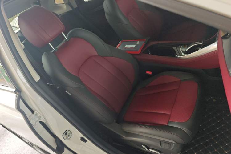 Used Dongfeng Aeolus AX7 2021 PRO 1.6T Automatic Glory Edition Right Front Seat