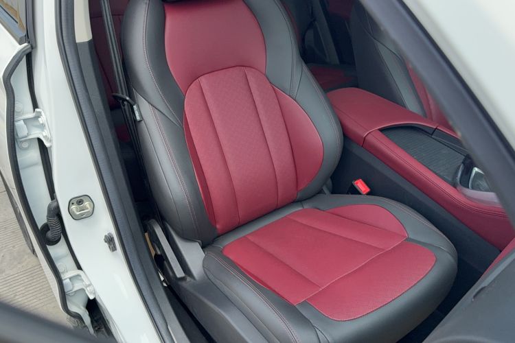 Used Dongfeng Aeolus AX7 2021 PRO 1.6T Automatic Business Edition Right Front Seat
