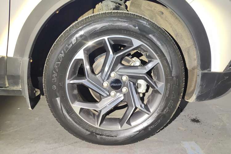 Used Dongfeng Aeolus AX7 2021 1.6T Automatic Zhiyue Edition Right Front Wheel Hub