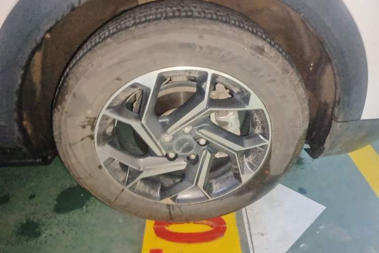 Used Dongfeng Aeolus AX7 2021 PRO 1.6T Automatic Smart Edition Right Front Wheel Hub