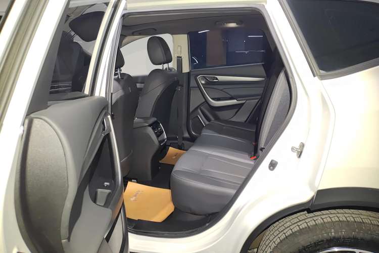 Used Dongfeng Aeolus AX7 2021 1.6T Automatic Zhiyue Edition Right Rear Seat