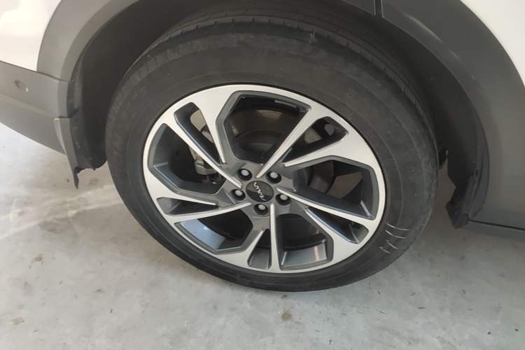 Used Dongfeng Aeolus AX7 2021 PRO 1.6T Automatic Glory Edition Right Rear Wheel Hub