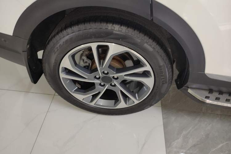 Used Dongfeng Aeolus AX7 2021 PRO 1.6T Automatic Glory Edition Right Rear Wheel Hub