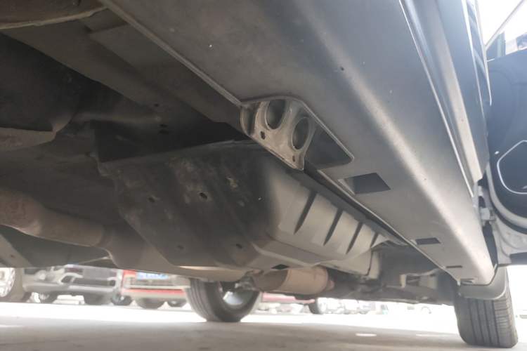 Used Dongfeng Aeolus AX7 2021 PRO 1.6T Automatic Glory Edition Right Side Sill