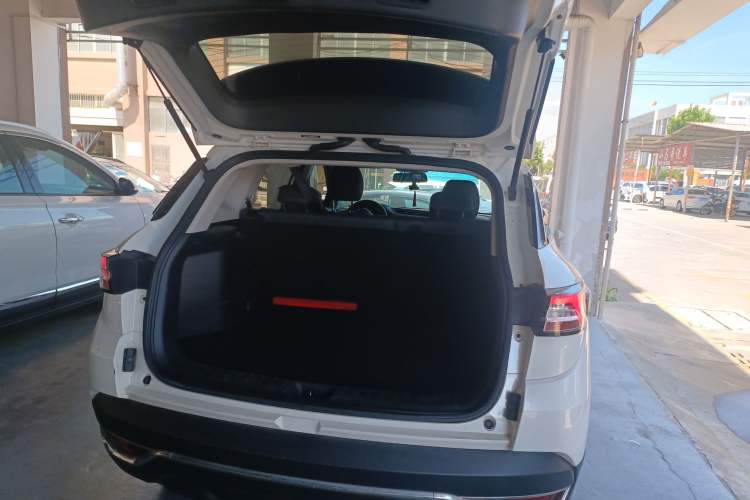 Used Dongfeng Aeolus AX7 2021 1.6T Automatic Zhiyue Edition Trunk
