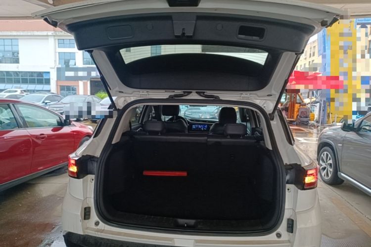 Used Dongfeng Aeolus AX7 2021 1.6T Automatic Zhiyue Edition Trunk