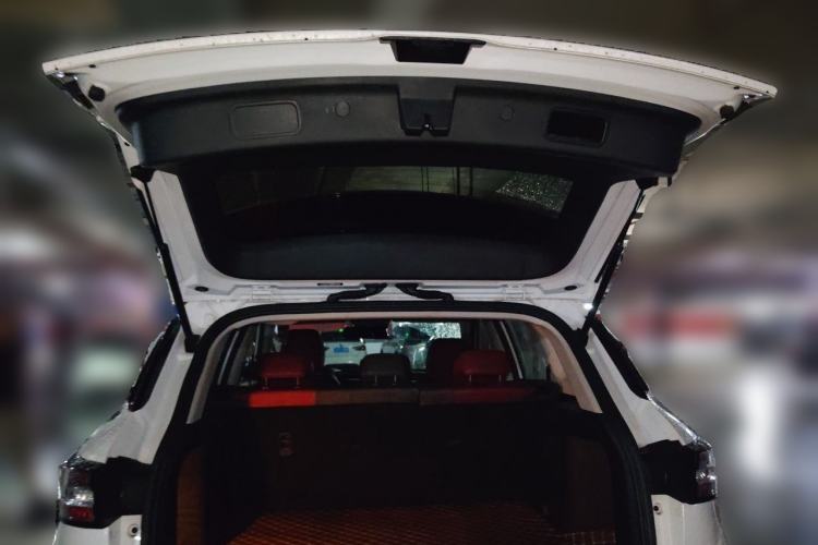 Used Dongfeng Aeolus AX7 2021 PRO 1.6T Automatic Smart Edition Trunk