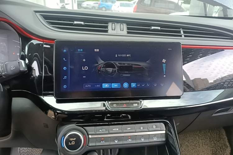 Used Dongfeng Aeolus AX7 2022 Mach Edition 1.5T DCT DF31 Audio And AC Panel
