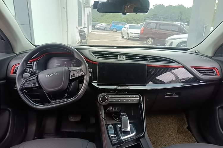 Used Dongfeng Aeolus AX7 2022 Mach Edition 1.5T DCT DF31 Center Console