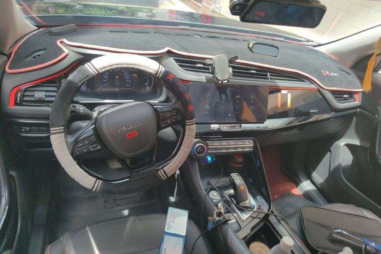 Used Dongfeng Aeolus AX7 2022 Mach Edition 1.5T DCT DF41 Center Console