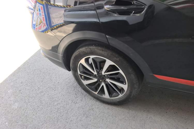 Used Dongfeng Aeolus AX7 2022 Mach Edition 1.5T DCT DF41 Exterior 4