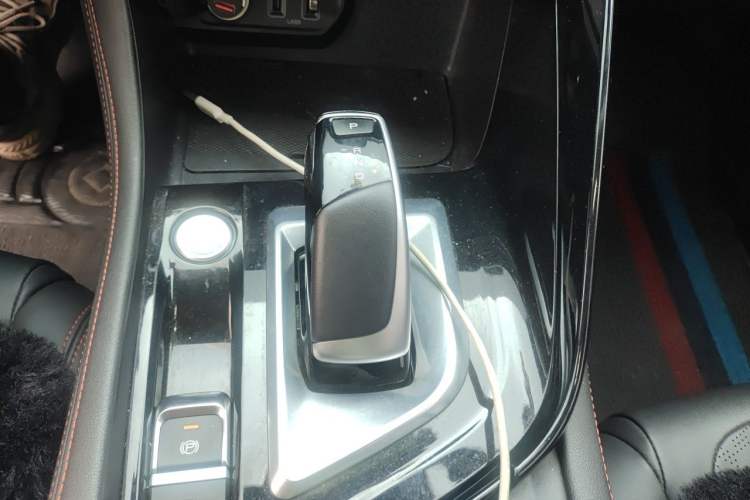 Used Dongfeng Aeolus AX7 2022 Mach Edition 1.5T DCT DF41 Gear Lever
