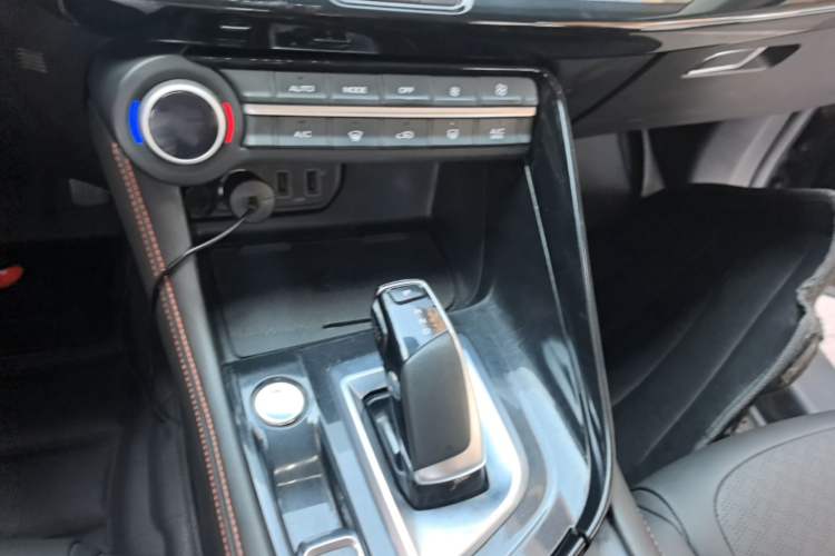 Used Dongfeng Aeolus AX7 2022 Mach Edition 1.5T DCT DF41 Gear Lever