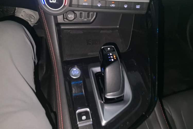 Used Dongfeng Aeolus AX7 2022 Mach Edition 1.5T DCT DF51 Gear Lever