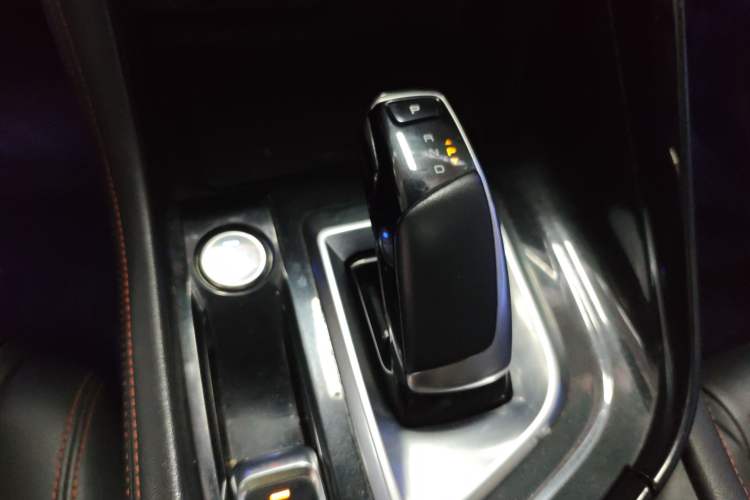 Used Dongfeng Aeolus AX7 2022 Mach Edition 1.5T DCT DF41 Gear Lever